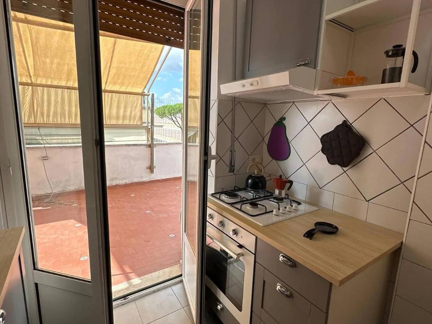 Terrazza Borgia Apartamento Roma 0*,
